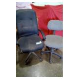 2 desk chairs