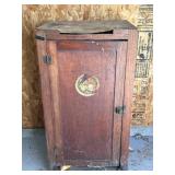 Cabinet & Contents