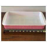 Pyrex #232 2-quart baking dish in the "Flamingo