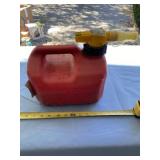 No spill 1 1/4 gallon gas can half full