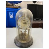 Ky do clock with glass