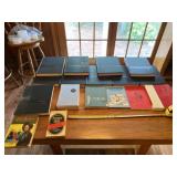 Older year books from 60ï¿½s and 70ï¿½s , financial