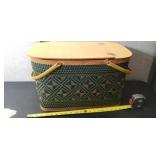 Nice vintage picnic basket