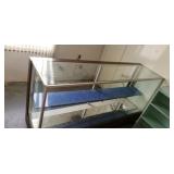 Display case 69x 39x 20 in