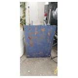 Heavy cart table w wheel