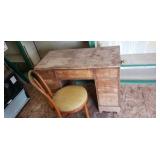 Desk w chair
