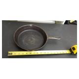 Wagner ware skillet #8