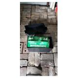 Battery w cover