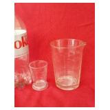 Glass measuring cups