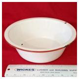 Depression Era Enamelware 7ï¿½" x 2ï¿½" Metal Pan