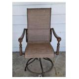 Outdoor swivel cast aluminum mesh patio chair