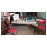 Formica table needs cleaned  w 3 chairs ,