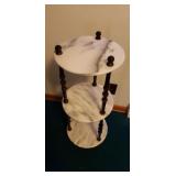 Marble stand 27 in tall
