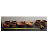 8 teak salad bowl and 4 wooden, Salad serving