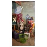 Outdoor seasonal decorations