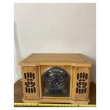 Wood turntable and disc player