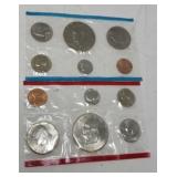 1975 US Mint Uncirculated P and D