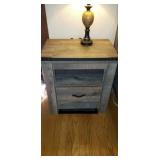 End Table w Lamp 24x36x 17 in w USB hookup