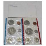 U S Mint 1975 Uncirculated Coin set