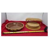 Stoneware 10 in pie dish w cork hot plate w stand