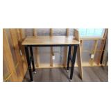 41x 39 x 20 in workbench new adjustable w bottom