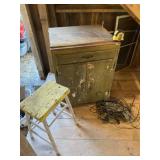 Stool, RCA receiver and cabinet with drawers 24ï¿½