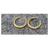 14k Yellow Gold Hoop Earring 1 Missing Stud 1.0g