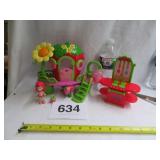 2009 STRAWBERRY PLAYHOUSE