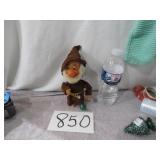 CHRISTMAS DWARF ELF TROLL, MISSING SHOE