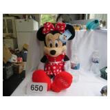 2016 DISNEY MINNIE MOUSE