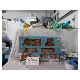 NEW DISNEY TRAIN SET MICKEY MOUSE