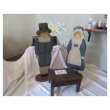 26" WOOD PILGRIM BOY/GIRL & PUMPKIN STAND