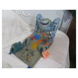 2000 HOT WHEELS CYBORG CITY CAR