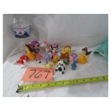 RANDOM MIXES TOY FIGURES