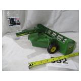 ERTL JOHN DEERE MOD 1600 MOWER