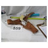 DISNEY WESTERN GUN & HOLSTER