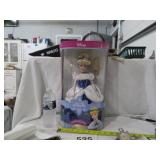 NEW 2004 DISNEY 18"  BRASS KEY SNOWFLAKE