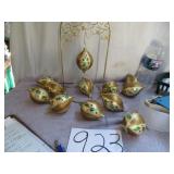 VTG GOLD GLASS HOLLY BERRY TEARDROP