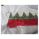 1 1/2 YRDS LOWENSTEIN CHRISTMAS PRINT