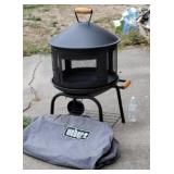 Like new Weber charcoal grill, small rust in