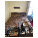 Menï¿½s size 12 & 13 dress shoes