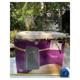 New in rough box Accurian speakers