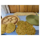 Table runner and place mats