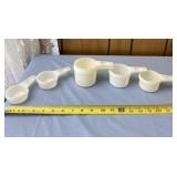 Tupperware measuring cups