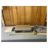 Hitachi dvd and cassette recorder player with