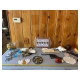 Seashell, cat decir, Christmas tray, Doileys, bee