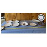 Plates, trays and aluminum pan liner