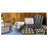 Angel Food cake pan, muffin & cake pans with lids