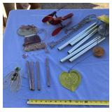 Cat and solar wind chimes, Cardinal wind flapper