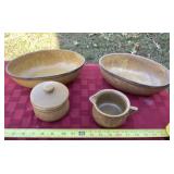 McCoy 1425 bowls , creamer and sugar bowl